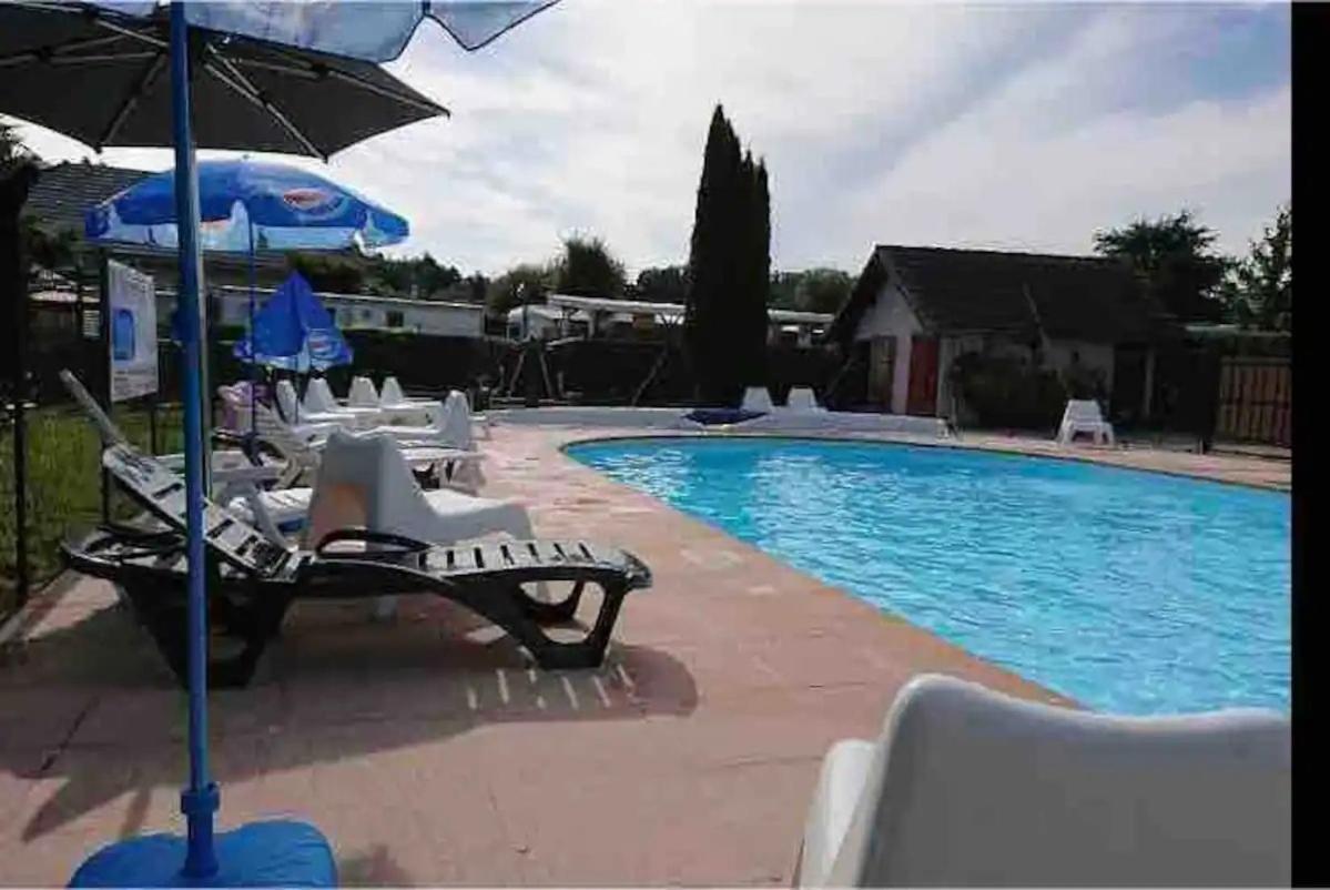 L'Azure Hotel Novalaise Екстериор снимка
